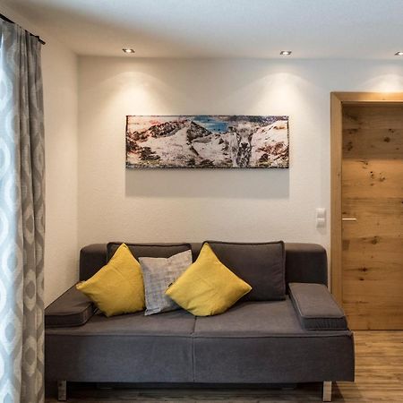 Biwak Appartements Санкт-Антон-ам-Арльберг Экстерьер фото