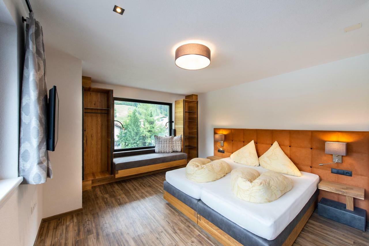Biwak Appartements Санкт-Антон-ам-Арльберг Экстерьер фото
