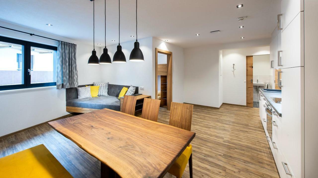 Biwak Appartements Санкт-Антон-ам-Арльберг Экстерьер фото